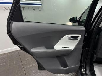 Kia Niro 1.6h GDi First Edition DCT Euro 6 (s/s) 5dr