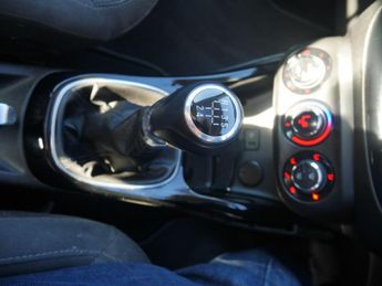 Vauxhall ADAM 1.4 16v GLAM Hatchback 3dr Petrol Manual Euro 5 (87 ps)