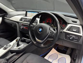BMW 3 Series 3.0 330d SE Auto Euro 5 (s/s) 4dr