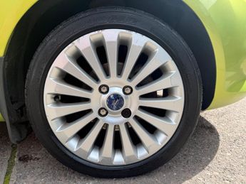 Ford Fiesta 1.4 Titanium 5dr