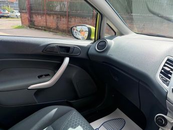 Ford Fiesta 1.4 Titanium 5dr