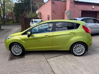 Ford Fiesta 1.4 Titanium 5dr