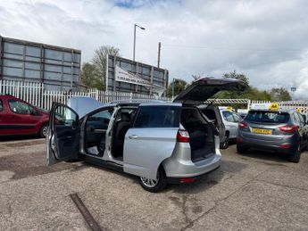 Ford Grand C-Max 2.0 TDCi Titanium Euro 5 5dr
