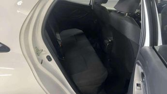 TOYOTA YARIS 1.5 VVT-h Design Hatchback 5dr Petrol Hybrid E-CVT Euro 6
