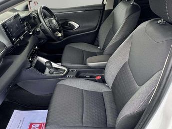 TOYOTA YARIS 1.5 VVT-h Design Hatchback 5dr Petrol Hybrid E-CVT Euro 6