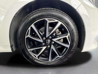 TOYOTA YARIS 1.5 VVT-h Design Hatchback 5dr Petrol Hybrid E-CVT Euro 6