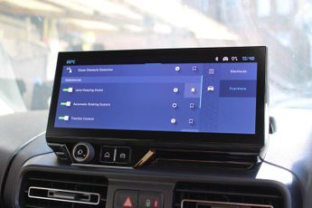 Citroen e-Berlingo 52kWh PLUS XL Auto 5dr (7.4kW Charger)