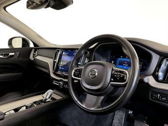 Volvo XC60 2.0h T8 Recharge 11.6kWh Inscription Pro SUV 5dr Petrol Plug-in 