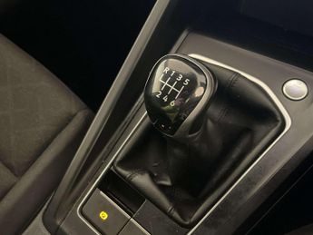 Volkswagen Golf 2.0 TDI Life Estate 5dr Diesel Manual Euro 6 (s/s) (115 ps)