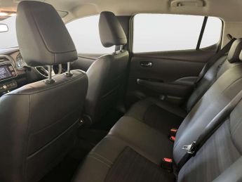Nissan Leaf 40kWh N-Connecta Hatchback 5dr Electric Auto (150 ps)