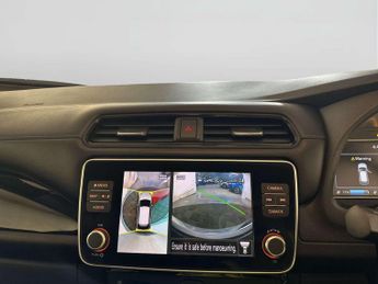 Nissan Leaf 40kWh N-Connecta Hatchback 5dr Electric Auto (150 ps)