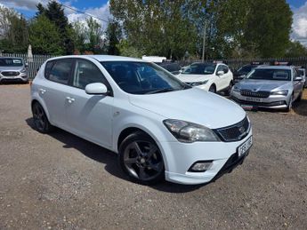 Kia Ceed 1.6 CRDi 3 Euro 5 5dr