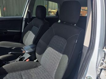 Kia Ceed 1.6 CRDi 3 Euro 5 5dr