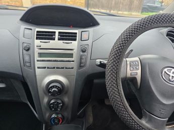 Toyota Yaris 1.33 Dual VVT-i TR MultiMode Euro 4 (s/s) 5dr
