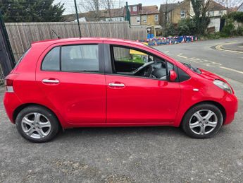 Toyota Yaris 1.33 Dual VVT-i TR MultiMode Euro 4 (s/s) 5dr