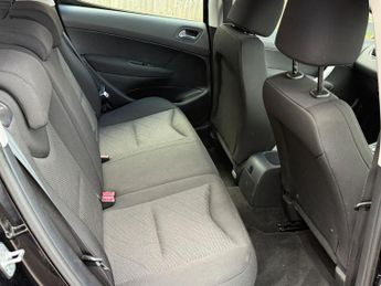 Peugeot 308 1.6 HDi FAP S EGC 5dr
