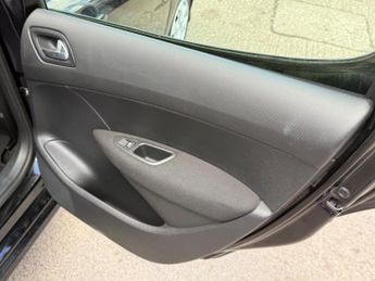 Peugeot 308 1.6 HDi FAP S EGC 5dr