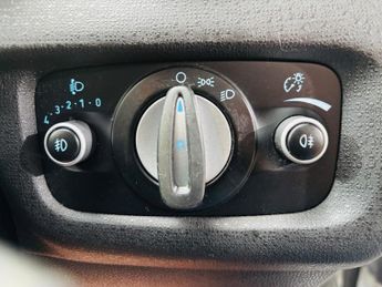 Ford Fiesta 1.6 Zetec Powershift Euro 5 3dr