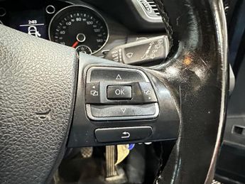 Volkswagen Passat 2.0 TDI BlueMotion Tech Sport Euro 5 (s/s) 5dr