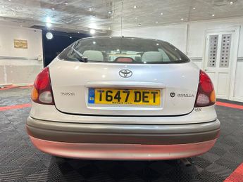 Toyota Corolla 1.6 GLS 5dr