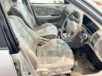 Toyota Corolla 1.6 GLS 5dr