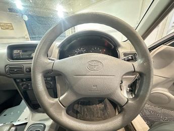 Toyota Corolla 1.6 GLS 5dr