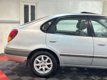 Toyota Corolla 1.6 GLS 5dr