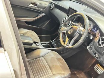 Mercedes-Benz A Class 1.5 A180 CDI AMG Sport 7G-DCT Euro 5 (s/s) 5dr