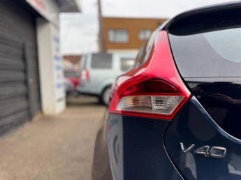 Volvo V40 Cross Country 1.6 D2 Lux Powershift Euro 5 (s/s) 5dr