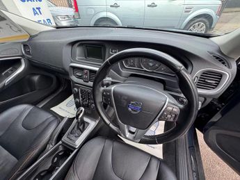 Volvo V40 Cross Country 1.6 D2 Lux Powershift Euro 5 (s/s) 5dr