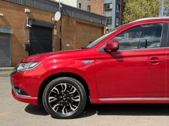 Mitsubishi Outlander 2.0h 12kWh 4hs CVT 4WD Euro 6 (s/s) 5dr