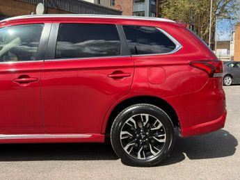 Mitsubishi Outlander 2.0h 12kWh 4hs CVT 4WD Euro 6 (s/s) 5dr