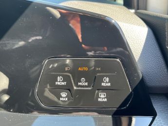 Volkswagen Golf 2.0 TSI GTI DSG Euro 6 (s/s) 5dr