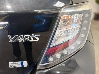 Toyota Yaris 1.5 VVT-h Icon Plus CVT Euro 5 5dr