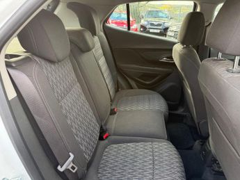 Vauxhall Mokka 1.6 Exclusiv 2WD Euro 5 (s/s) 5dr