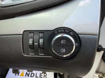 Vauxhall Mokka 1.6 Exclusiv 2WD Euro 5 (s/s) 5dr