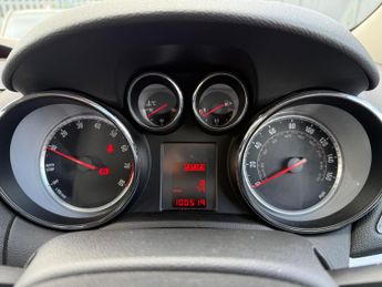 Vauxhall Mokka 1.6 Exclusiv 2WD Euro 5 (s/s) 5dr