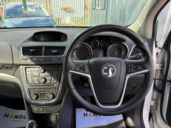 Vauxhall Mokka 1.6 Exclusiv 2WD Euro 5 (s/s) 5dr