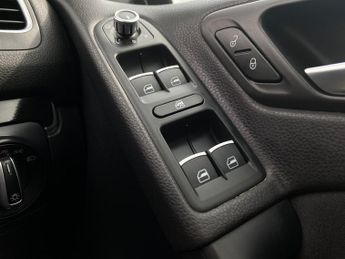 Volkswagen Golf 2.0 TSI GTI (Leather) DSG Euro 5 5dr