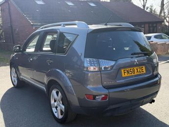 Mitsubishi Outlander 2.0 DI-DC Warrior 4WD Euro 4 5dr