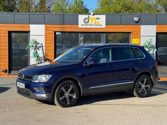 Volkswagen Tiguan 2.0 TDI BlueMotion Tech SE Navigation DSG 4Motion Euro 6 (s/s) 5