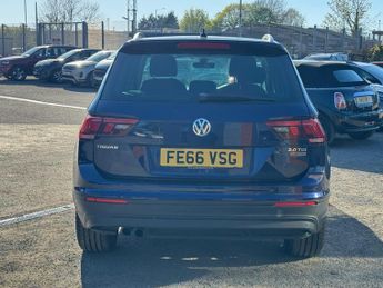 Volkswagen Tiguan 2.0 TDI BlueMotion Tech SE Navigation DSG 4Motion Euro 6 (s/s) 5
