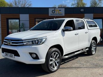 Toyota Hi Lux 2.4 D-4D Invincible 4WD Euro 6 4dr (TSS, 3.5t)