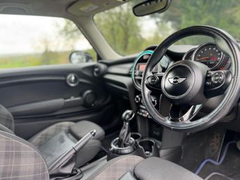 MINI HATCH 1.5 Cooper D Hatchback 3dr Diesel Auto Euro 6 (s/s) (116 ps)