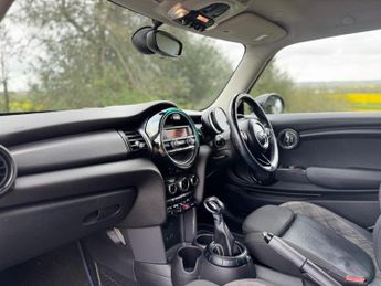 MINI HATCH 1.5 Cooper D Hatchback 3dr Diesel Auto Euro 6 (s/s) (116 ps)