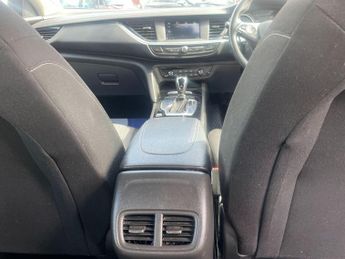 Vauxhall Insignia 1.6 Turbo D BlueInjection Design Grand Sport 5dr Diesel Automati