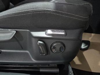 Volkswagen Passat 1.5 TSI EVO SE Nav DSG Euro 6 (s/s) 4dr