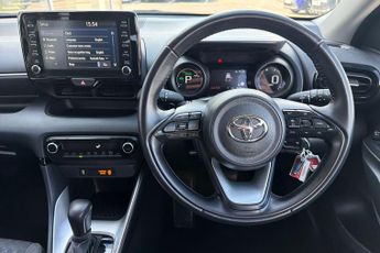 Toyota Yaris 1.5 VVT-h Design Hatchback 5dr Petrol Hybrid E-CVT Euro 6 (s/s) 