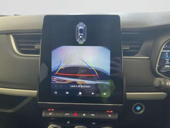 Renault Zoe R135 EV50 52kWh Iconic Hatchback 5dr Electric Auto (Boost Charge