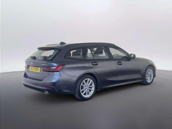 BMW 3 Series 2.0 330e 12kWh SE Pro Touring 5dr Petrol Plug-in Hybrid Auto Eur